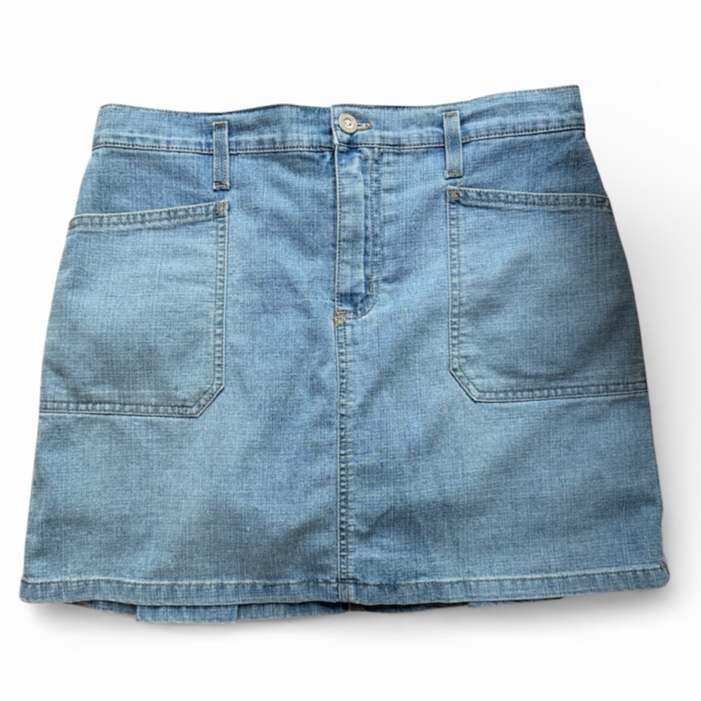 Gloria Vanderbilt Blue Denim Mini Skirt with built in shorts